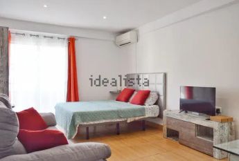 Alquiler de estudio en Calle Diputación Provincial, 25