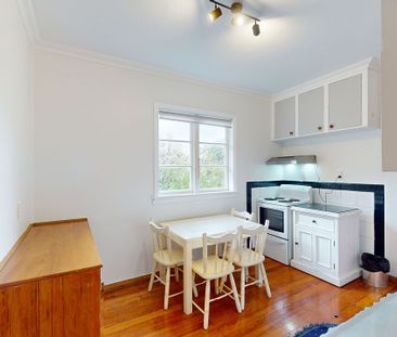 89A Sar Street, Wadestown - Photo 1