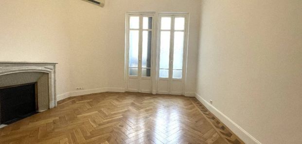 Location Appartement T5 - Photo 1