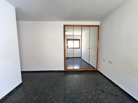 Piso de alquiler en Carrer de Ramon de Castro, Barrio de Patraix - Photo 5