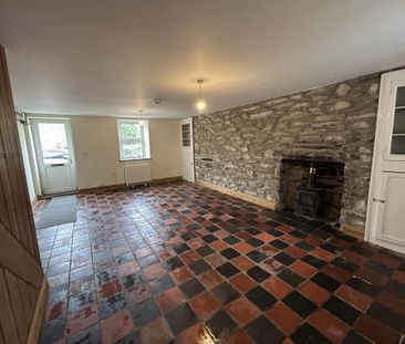 2 bedroom terraced house to rent - Photo 4