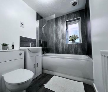1 bedroom semi-detached house to rent - Photo 2