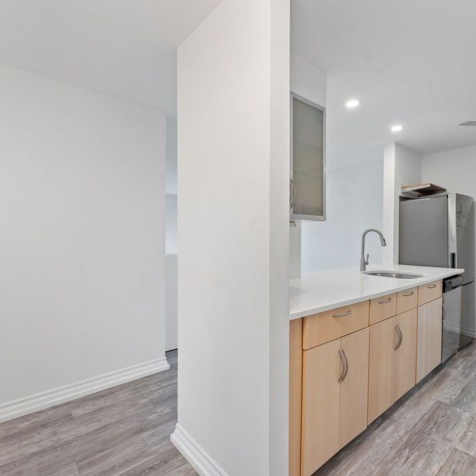 For Lease - 214 Viewmount Drive Unit# 417, Cityview - Parkwoods Hills - Rideau Shore, Ontario - Photo 1