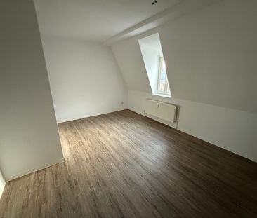 2-Raum-Wohnung in zentraler Lage zu vermieten - Photo 1