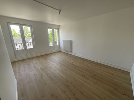 Location Appartement 1 pièce 29m² BOURGES 18000 - Photo 4