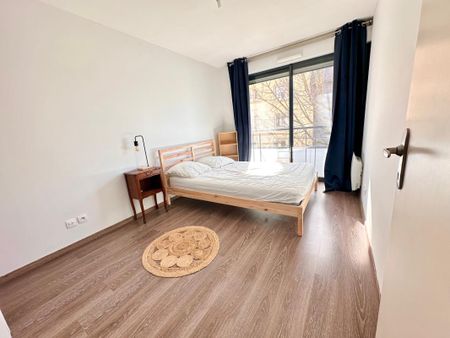 Location Appartement 3 pièces Meublé 62m² REZE 44400 - Photo 3