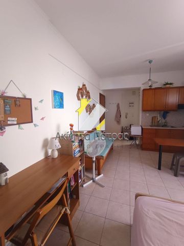 Studio/Γκαρσονιέρα για ενοικίαση Αγυιά (Πάτρα) - Photo 3