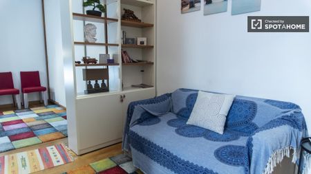 rome, Lazio 00153 - Photo 4