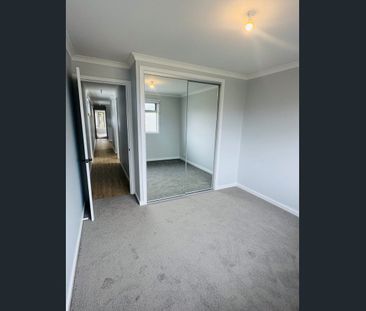 Stunning Brand New Built Hamptons 2-Storey Home - Photo 4