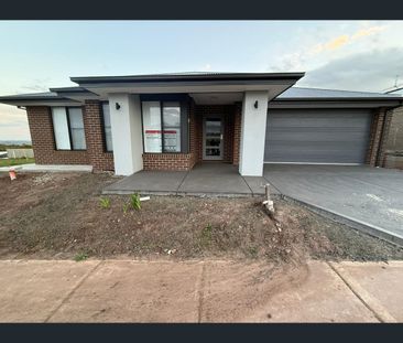 153 king st, Wallan, Vic 3756 - Photo 2