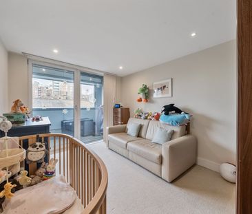 Merryweather Place, London, SE10 - Photo 2