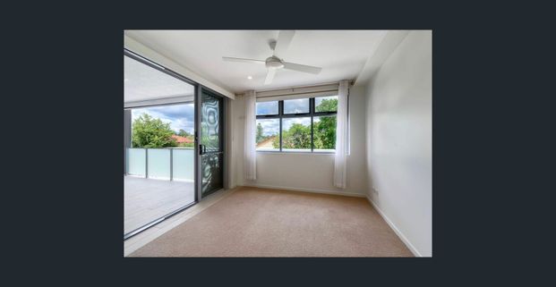 Stunning Townhouse in the Prestigious Sonata Complex - Photo 1