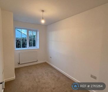 3 bedroom terraced house to rent - Photo 5