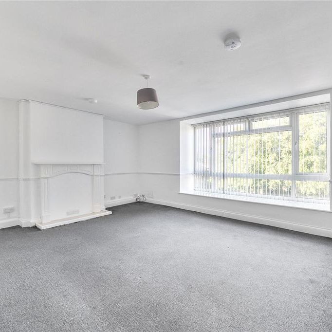 3 bedroom maisonette to rent - Photo 1