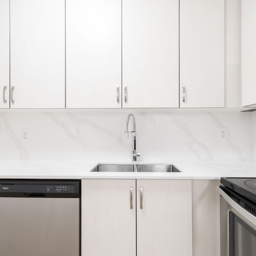 For Lease - 23 Eldora Avenue Unit# 104, Toronto, Ontario - Photo 1