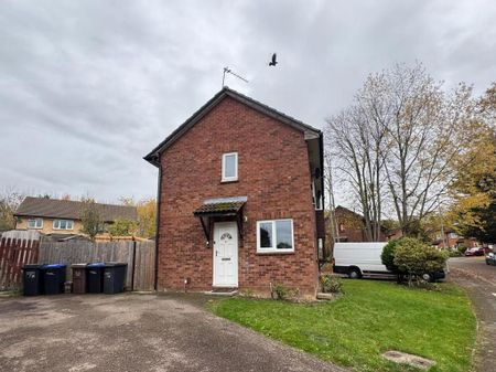 2 bedroom semi-detached house to rent - Photo 3