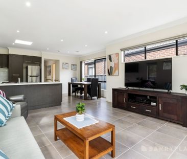 Spacious, Stylish & Low-Maintenance Living - Photo 1