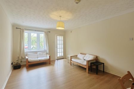 2 bedroom Student End of terrace house to rent in Limewood Court, Newcastle Upon Tyne - Photo 3