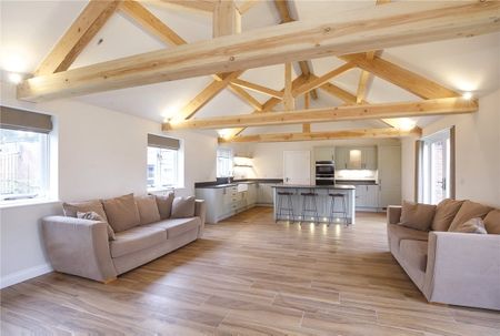 Brand new two bedroom barn conversion set in the most picturesque location within private grounds. - Photo 3