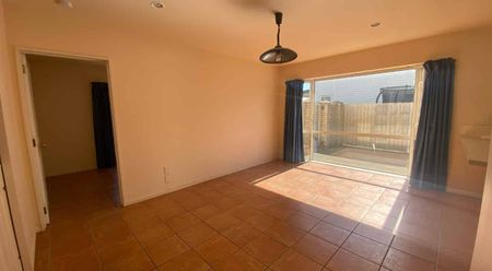 Great Family Home - Photo 2