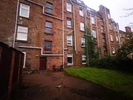 19 Step Row, West End, Dundee - Photo 2