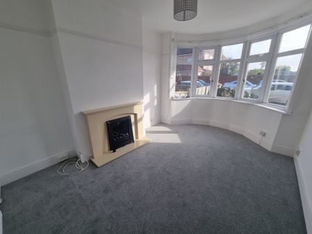 Chantry Road, Gosport - Photo 2