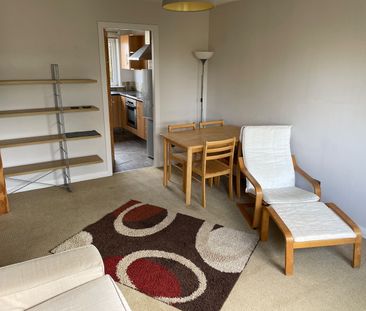 2 Bed Flat, West Winnelstrae, EH5 - Photo 3