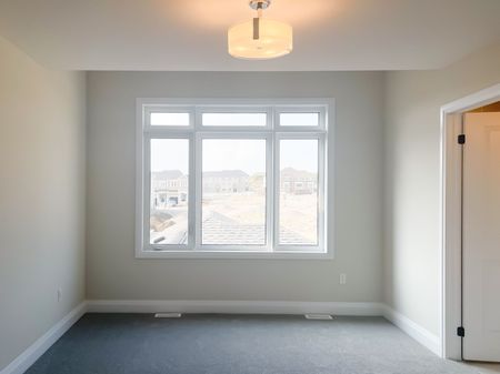 For Lease - 993 Crowsnest Hollow, Pickering, Ontario - Photo 5