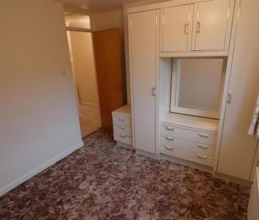 3 bedroom bungalow to rent - Photo 6