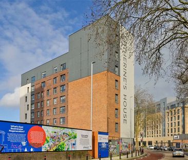 A striking one-bedroom sanctuary in the heart of Bedminster, where ... - Photo 4