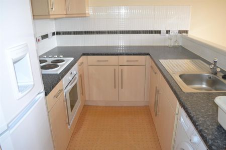 2 Bedroom Apartment for Rent - Photo 4