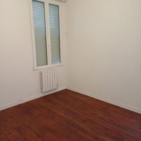 APPARTEMENT T2 - Photo 3