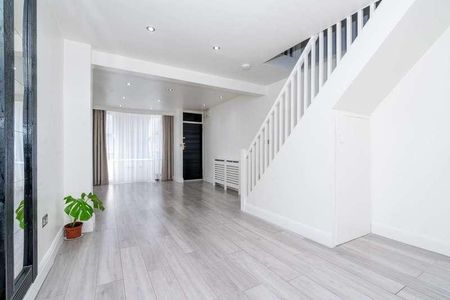 Harwoods Road, Wd, Watford, WD18 - Photo 3