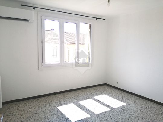 Le Pontet centre, appartement 2 pièce(s) 45 m2 env., - Photo 1