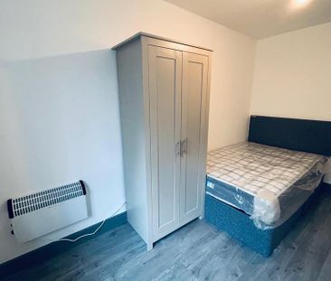 1 bedroom house of multiple occupation to rent - Photo 2