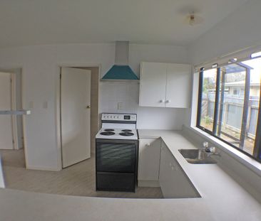 City Centre - 2 Bedrooms - Photo 6