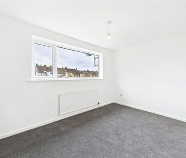 Carlyle Place, Heanor, Derbyshire, DE75 - Photo 2