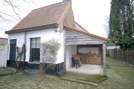 Instapklare, half-open woning met 3 slpk, bijgebouw en oprit voor 985 EUR/mnd - Photo 4