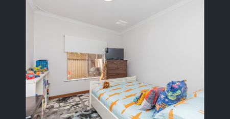 Charming 3-Bedroom Home in Kensington - Photo 4