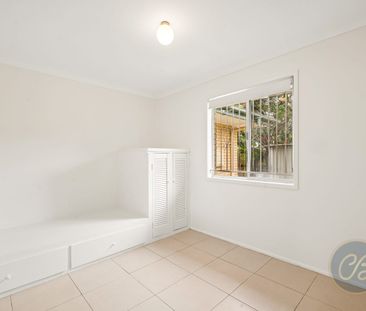 Family Comfort & Flexible Living in the Heart of Albany Creek - Photo 5