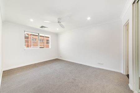 10/24 Ridge Street, North Sydney NSW 2060 - Apartment For Rent | Domain - Photo 2