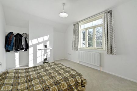 2 bedroom end of terrace house to rent - Photo 4