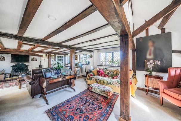 4 bedroom detached house to rent - Photo 1