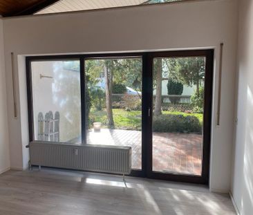 Schöne 3 Zimmer terassenwohnung Stadtteil Altenmünster - Foto 1