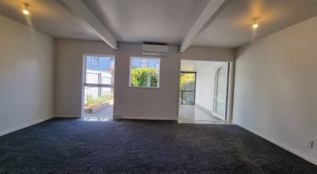 Townhouse In A Very Handy Location! - Photo 2