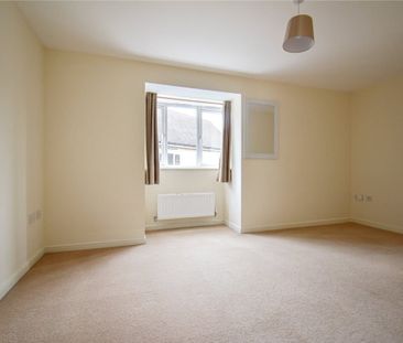 Well-presented 3 bedroom semi-detached house to rent in Cambridge o... - Photo 2