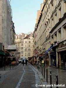 Logement à Paris, Location meublée - Photo 2