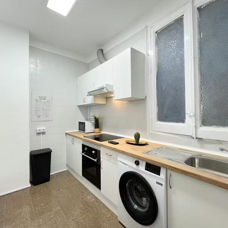 Calle de San Bernardo, Madrid, Community of Madrid 28015 - Photo 1