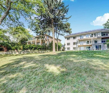 For Lease - 9 Redland Crescent Unit# (Main Floor Nanny Suite), Toro... - Photo 5