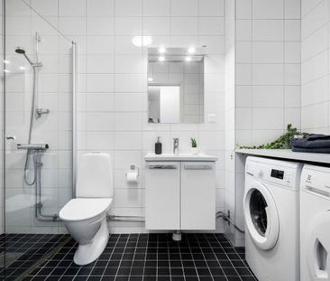 Rågsvedsvägen, Bandhagen - Photo 2